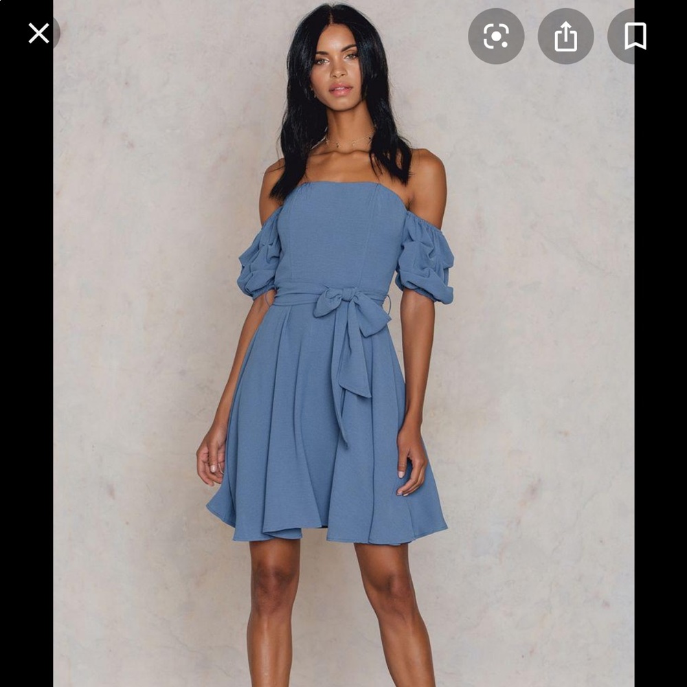 NWT Detached Shoulder dress